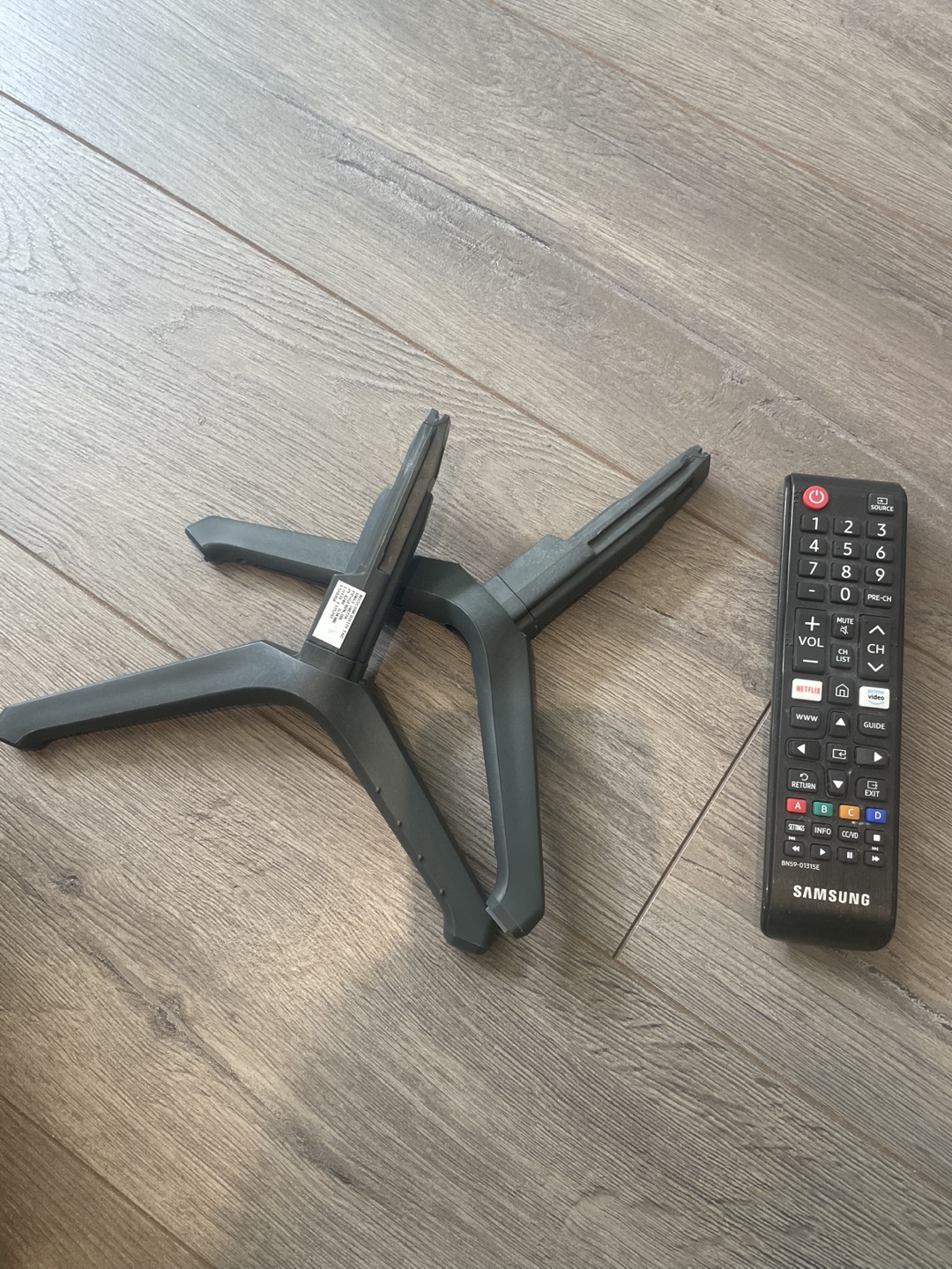 Samsung smart TV- 43” - photo 4