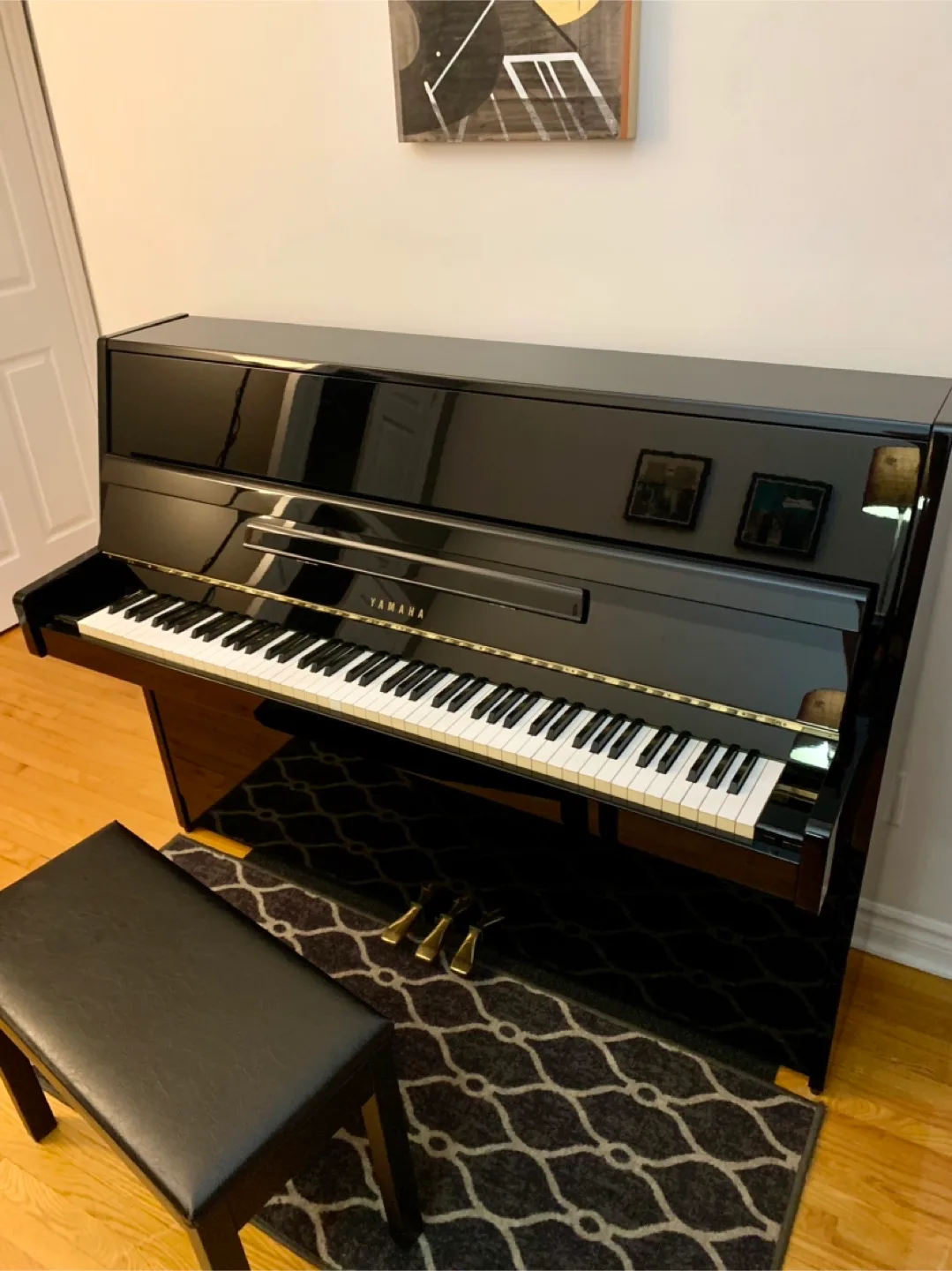 Yamaha Upright Piano image indicator(4)