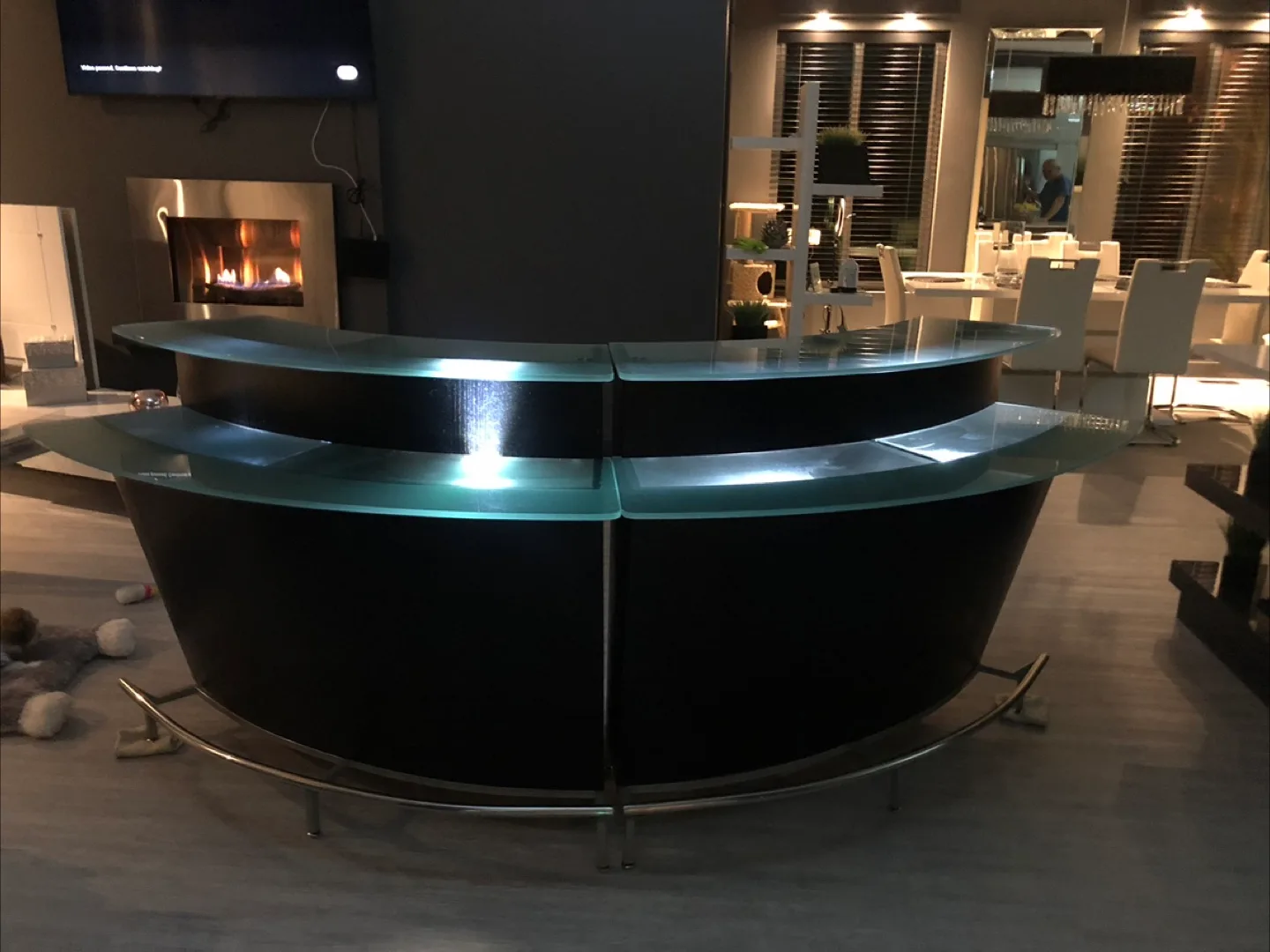 Modern Bar with Glass Top image indicator(2)