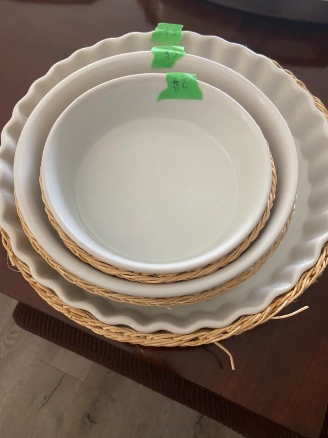 Pie Dishes with Woven Border thumbnail