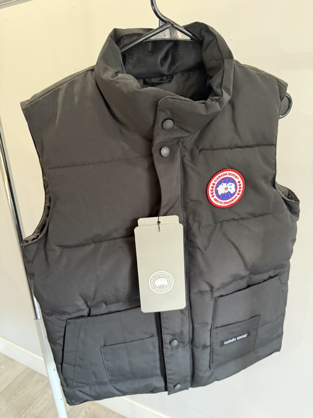 Canada Goose Puffer Vest - Size M