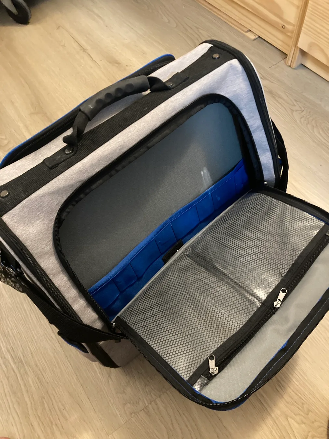 Sherwin-Williams Painter’s Tool Bag Like New image indicator(4)