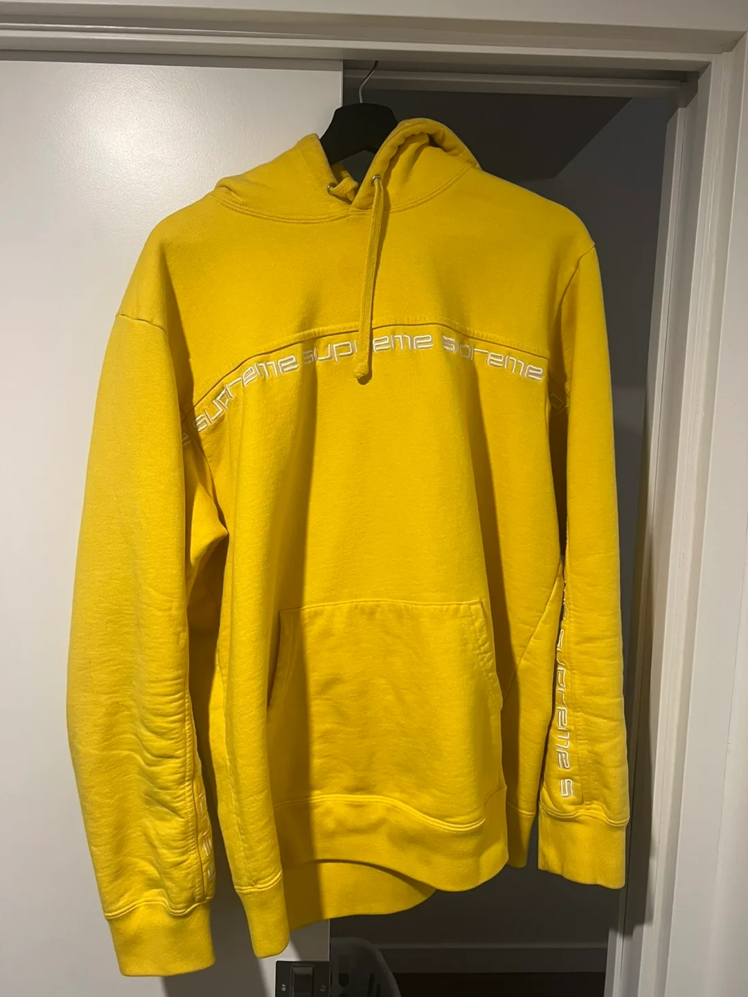 Supreme Yellow Hoodie thumbnail