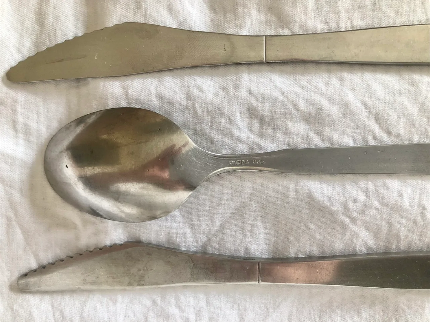 AMERICAN AIRLINES AA VINTAGE ONEIDA CUTLERY - KNIVES AND SPOON image indicator(3)