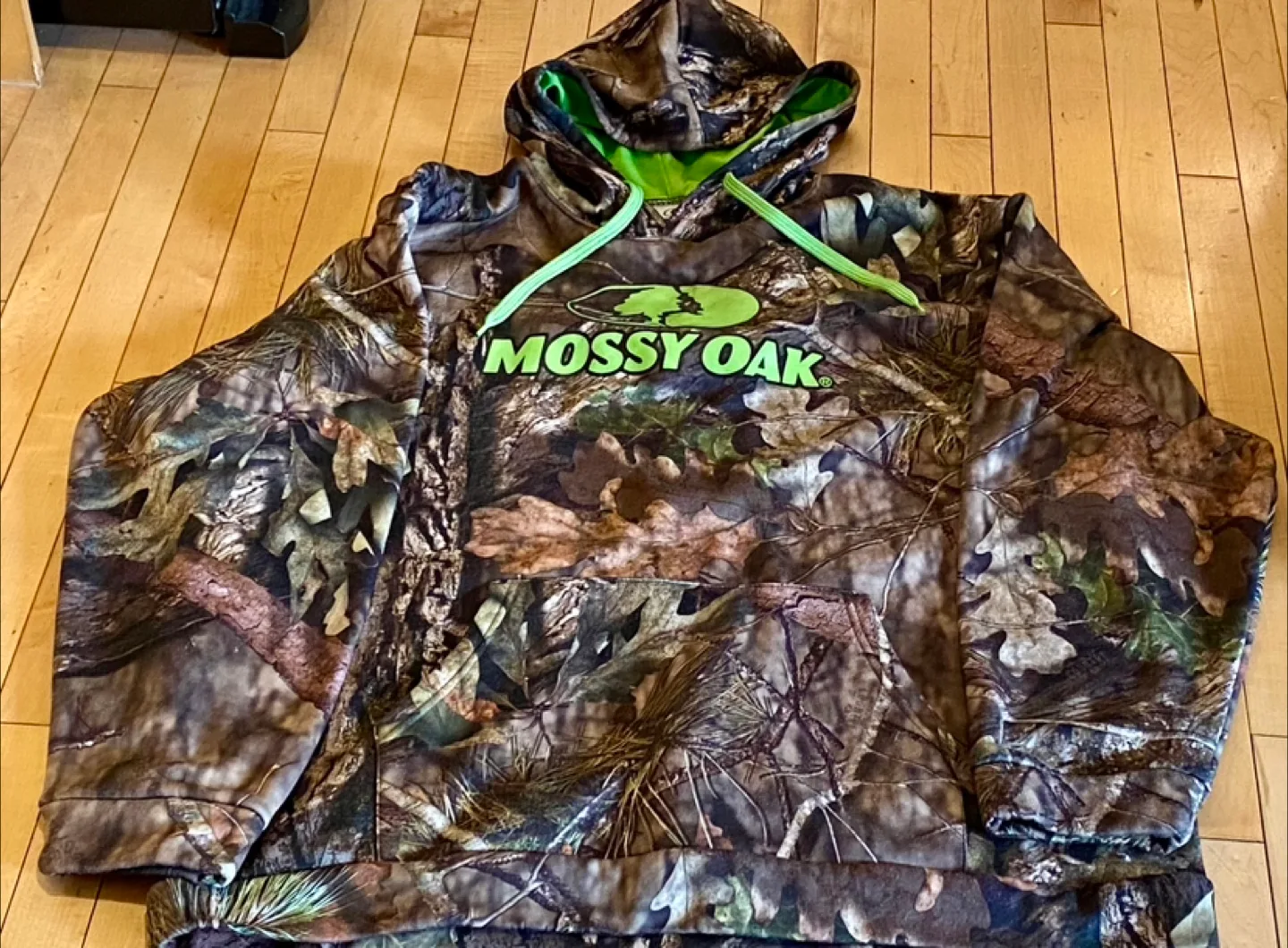🥕 Mossy Oak Camo Hoodie thumbnail