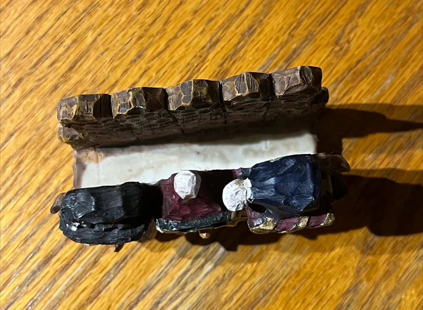 Christmas Soap Dispenser & Small Napkin Holder image indicator(7)