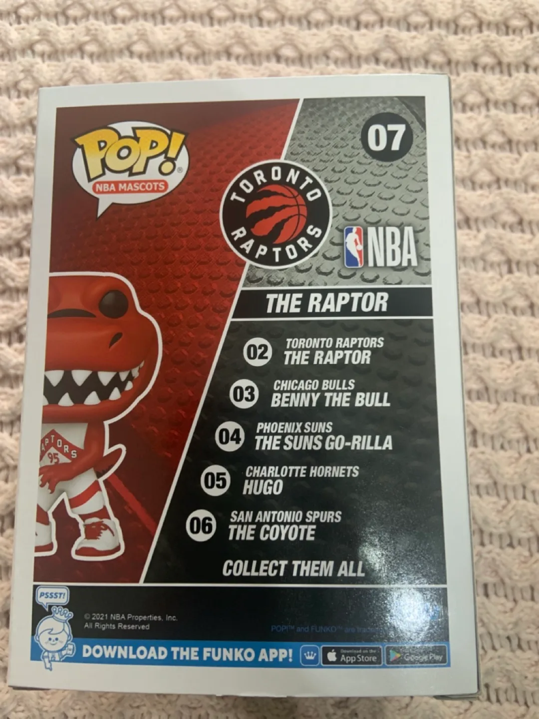 Funko Pop! NBA Mascots The Raptor Figure image indicator(6)