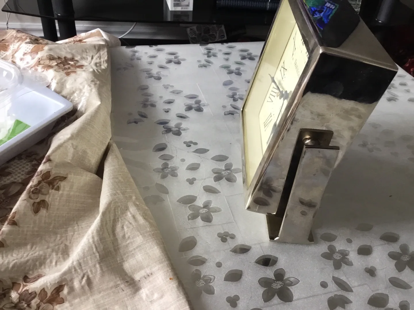 Vintage Trafalgar Square Clock image indicator(3)