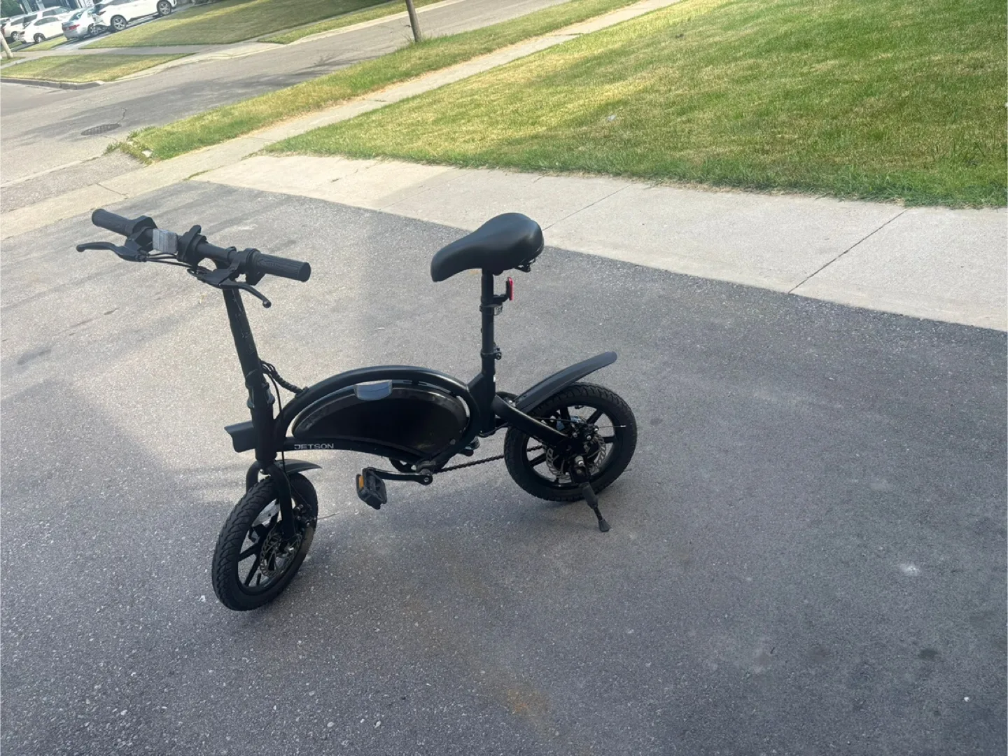 Jetson Folding Electric Bike thumbnail