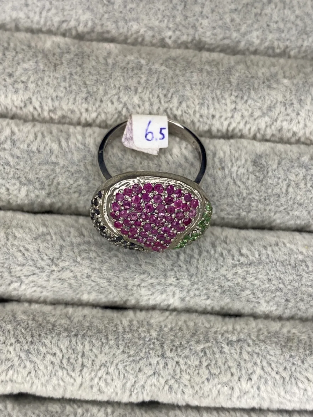 S. Silver ring with ruby sapphire and tsavorite cluster image indicator(2)