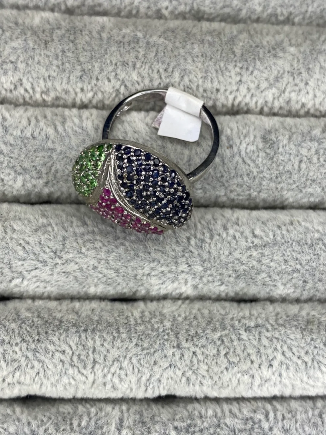 S. Silver ring with ruby sapphire and tsavorite cluster image indicator(3)