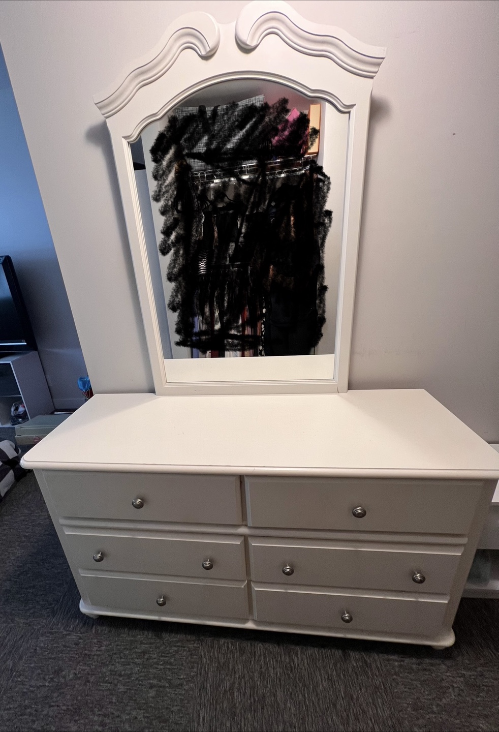 Dresser with Mirror and night table - photo 2