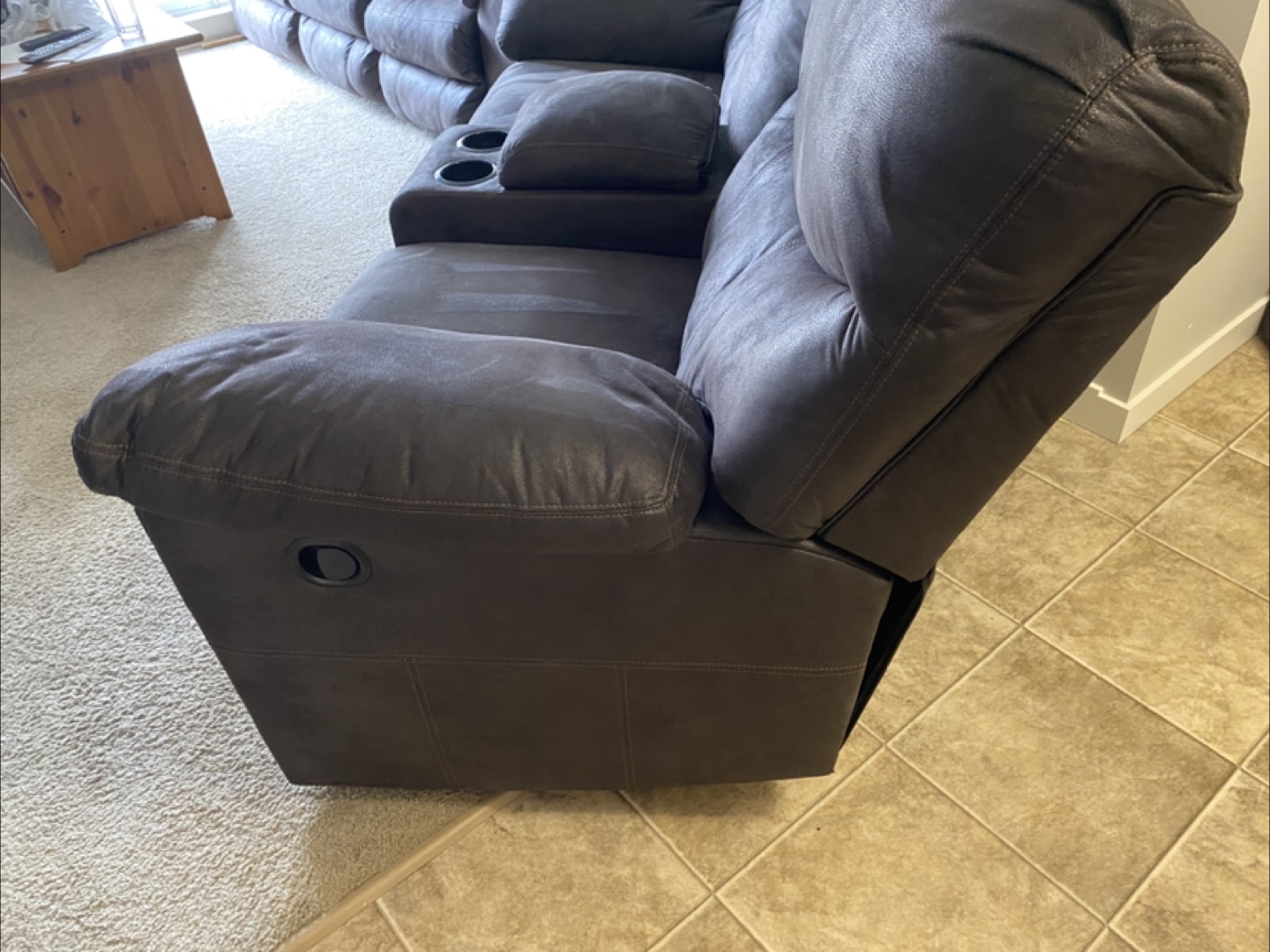 Double Reclining Sofa with Console - photo 4