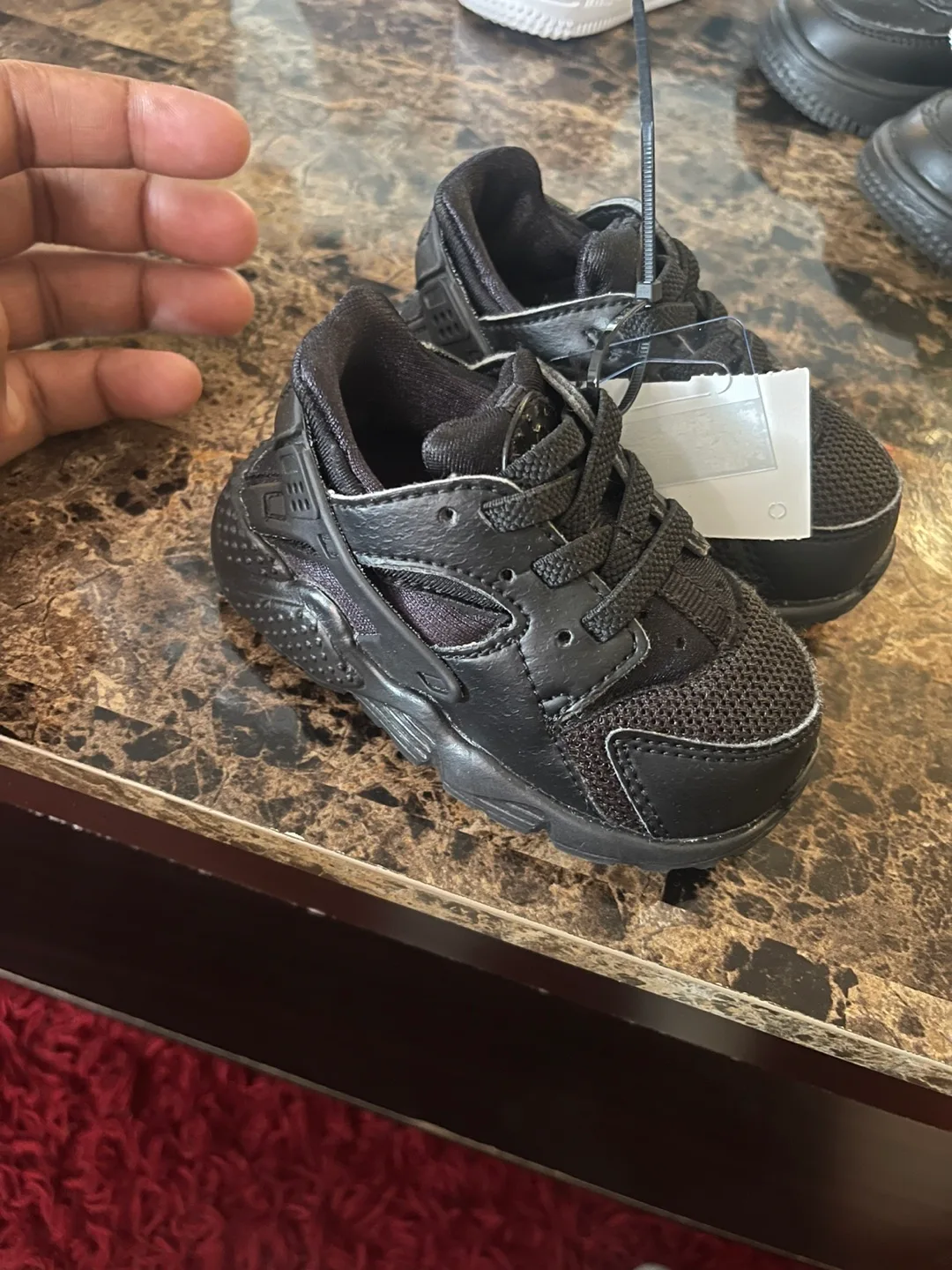 Nike Huarache Baby Shoes - Size 4 thumbnail