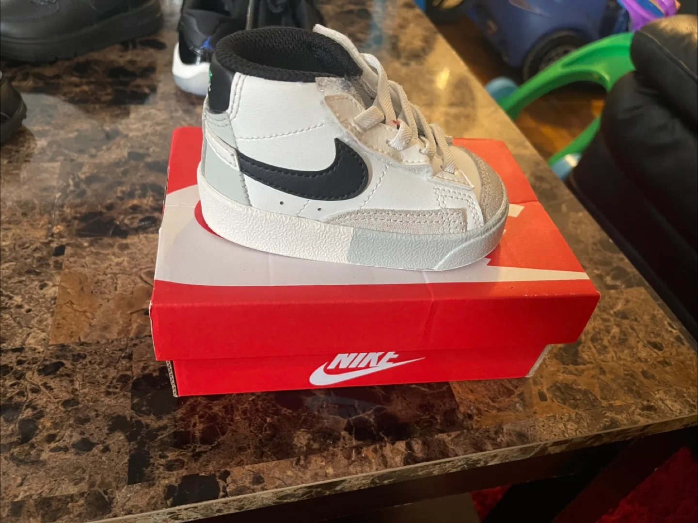 Nike Blazer Mid '77 Toddler Shoes - Size 4 thumbnail