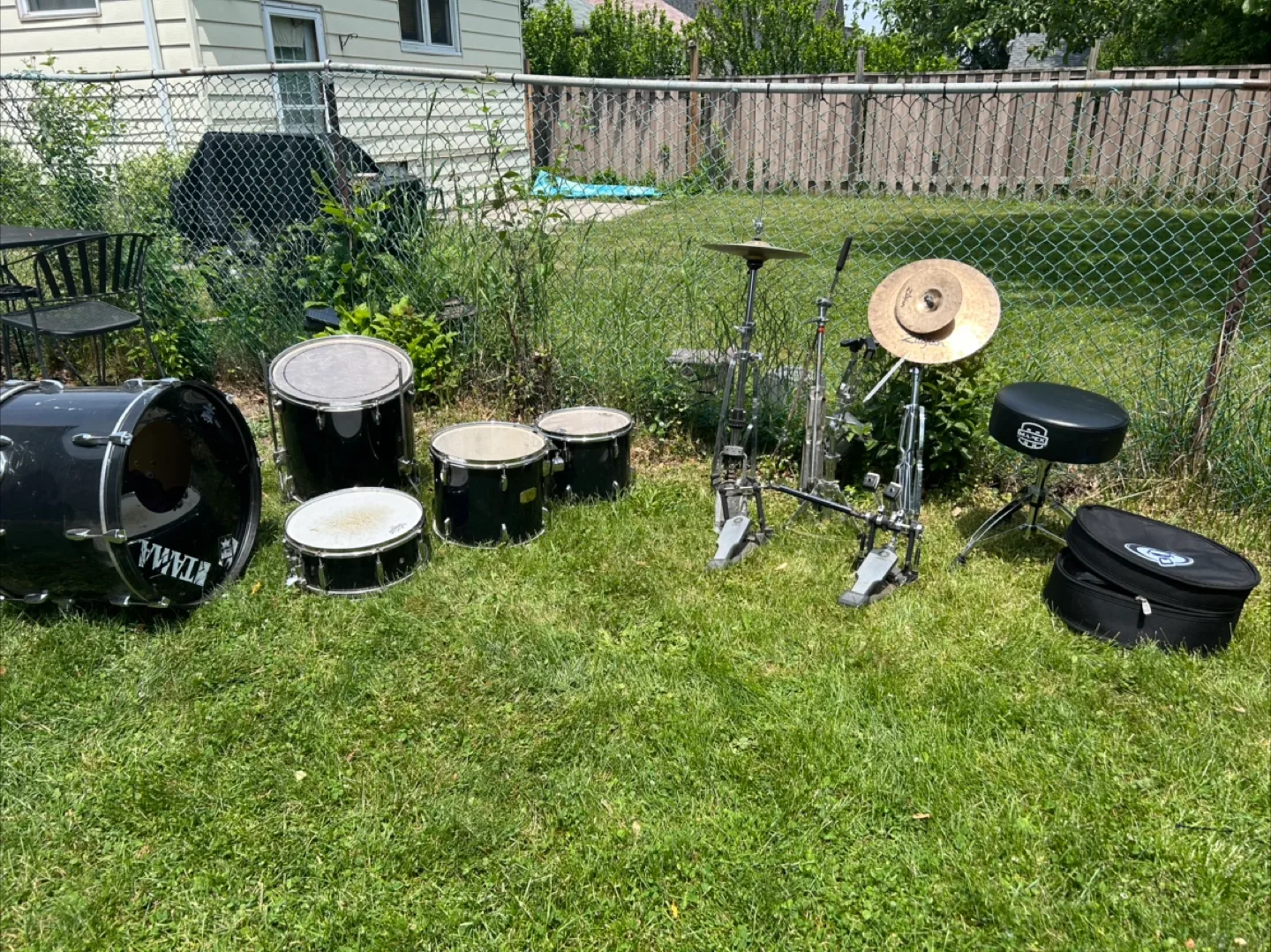 Mapex Drum Set with Tama Bass Drum & Zildjian Cymbal image indicator(2)