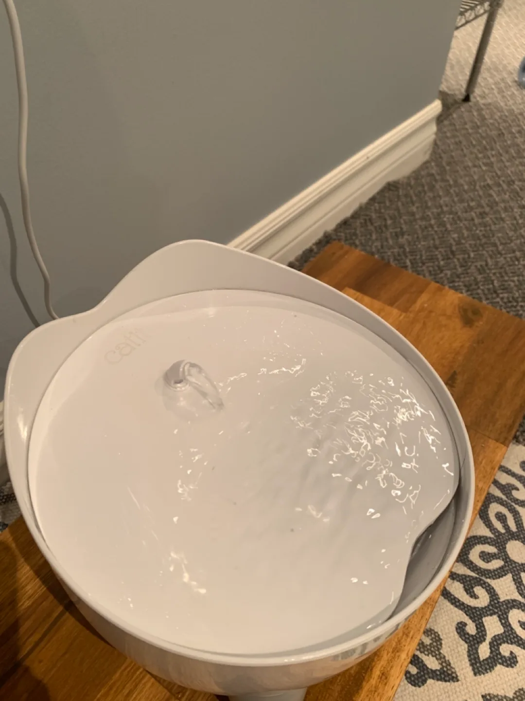 Catit PIXI Fountain Water fountain and 10 filters Pack image indicator(3)