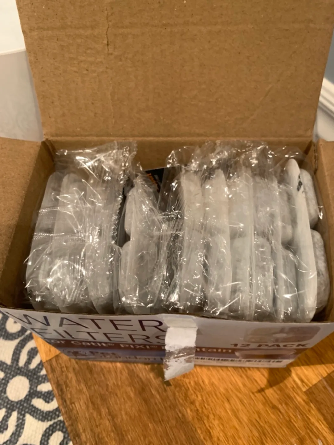 Catit PIXI Fountain Water fountain and 10 filters Pack image indicator(5)