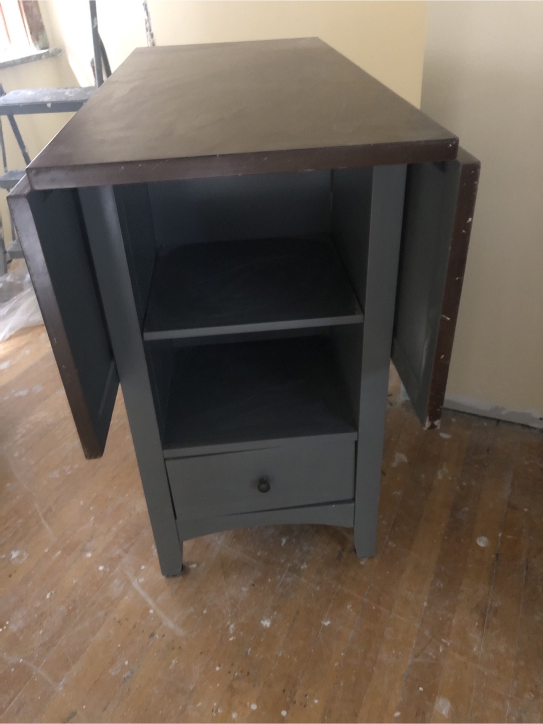 Folding kitchen/dining room table with 2barstools