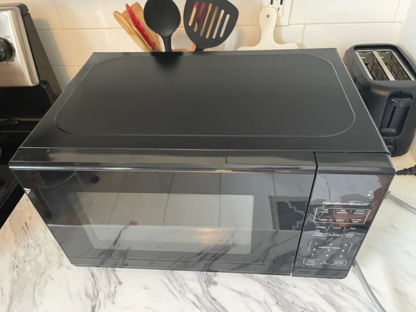 Hamilton Beach 0.7 cu ft Microwave Oven image indicator(3)