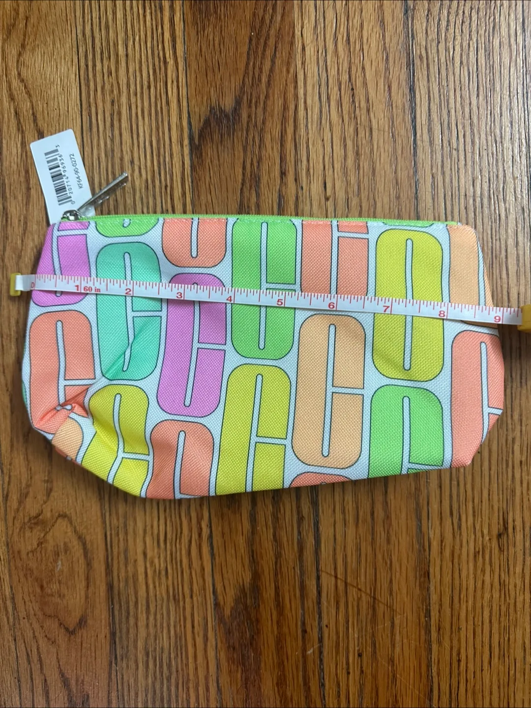 Clinique Cosmetic Bag image indicator(4)