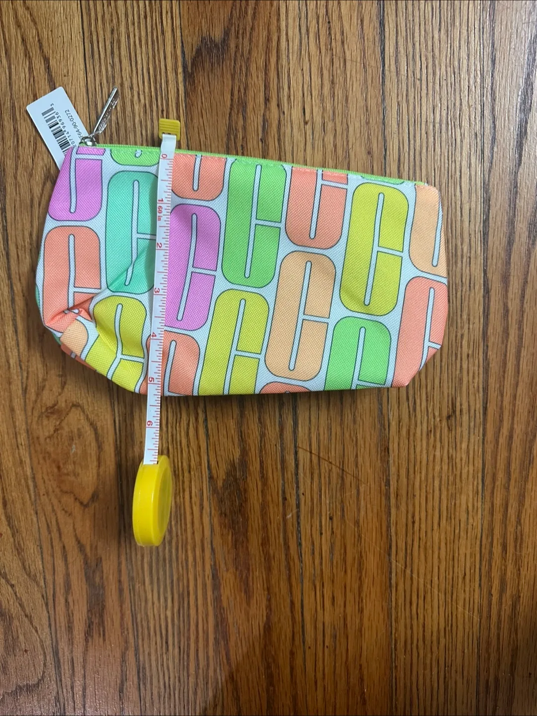 Clinique Cosmetic Bag image indicator(3)