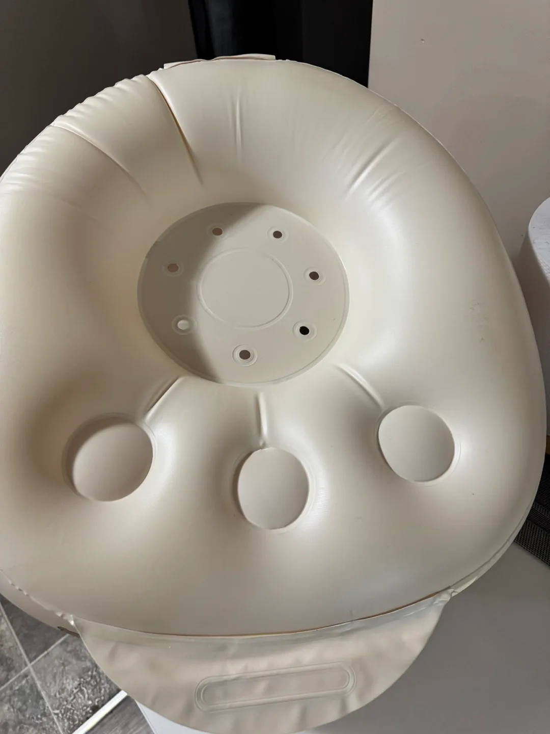 Inflatable Baby Seat with Teddy Bear Pattern image indicator(2)