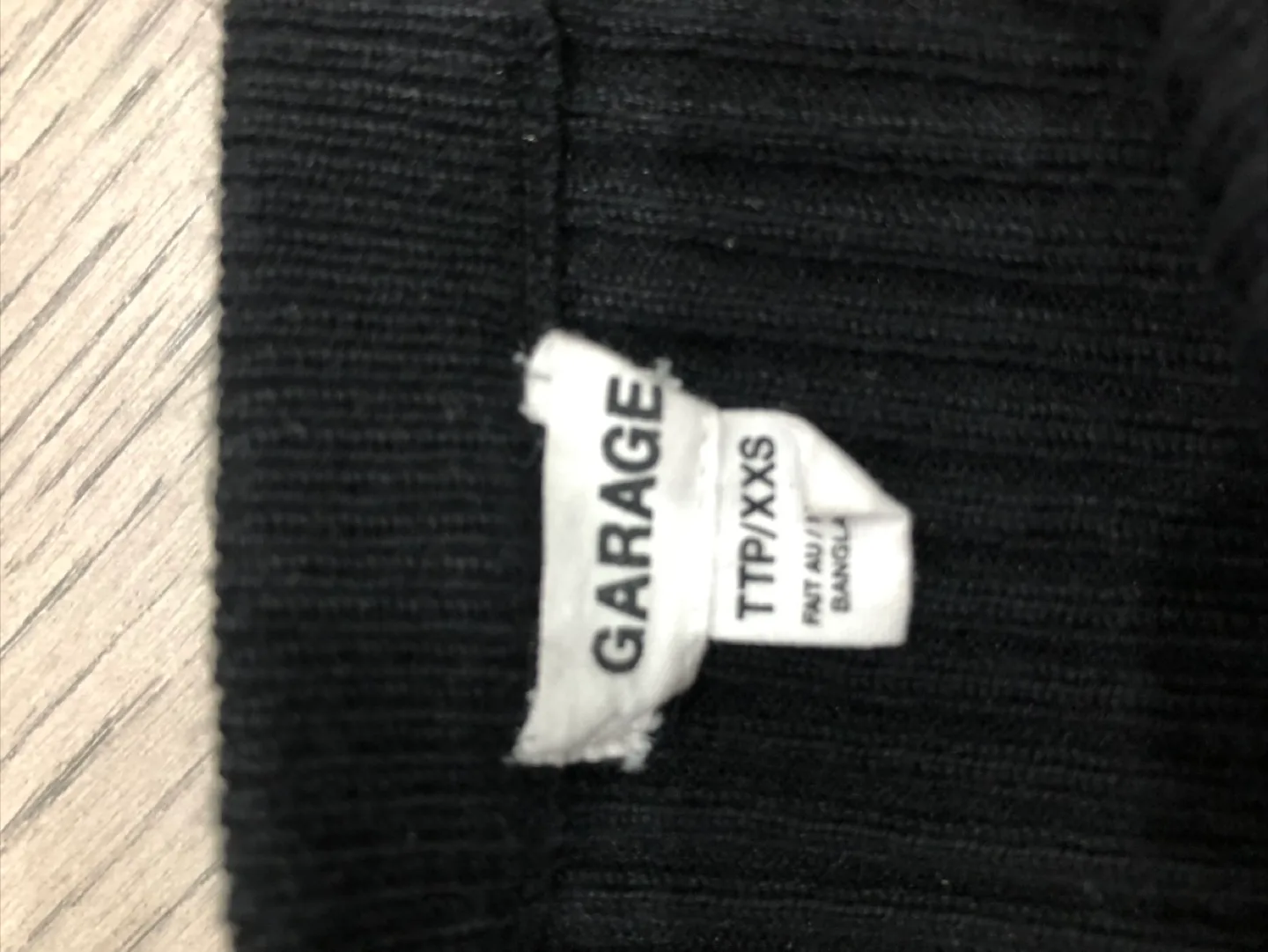 Garage Black Off-Shoulder Top - Size XXS image indicator(3)