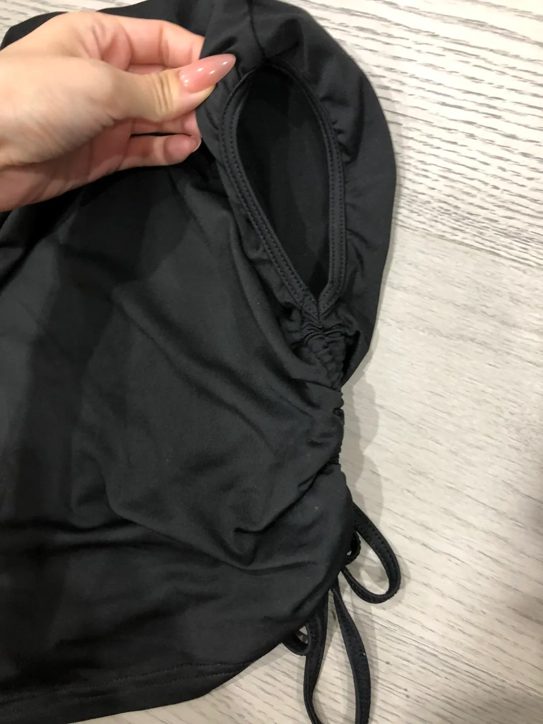 Black One-Shoulder Top image indicator(3)