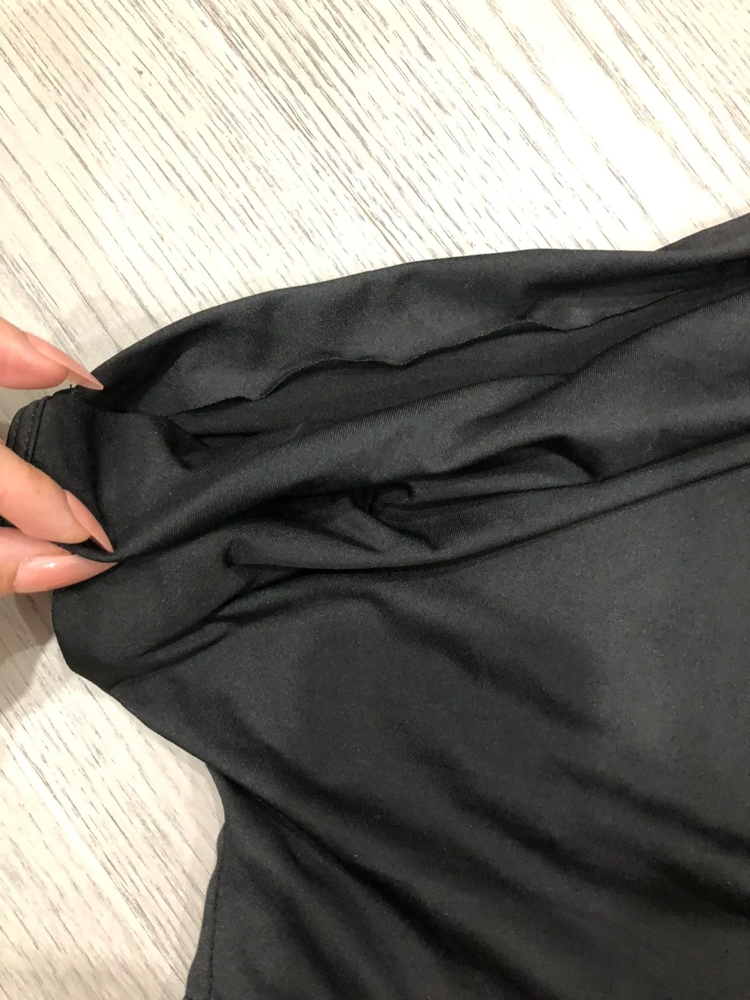 Black One-Shoulder Top image indicator(2)