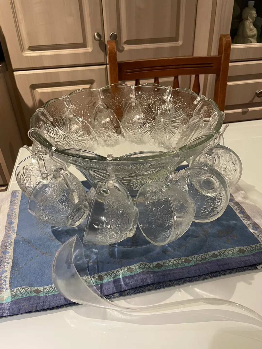 Peony 27-Piece Punch Bowl Set image indicator(2)