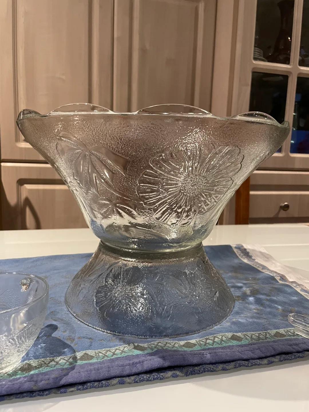 Peony 27-Piece Punch Bowl Set image indicator(4)