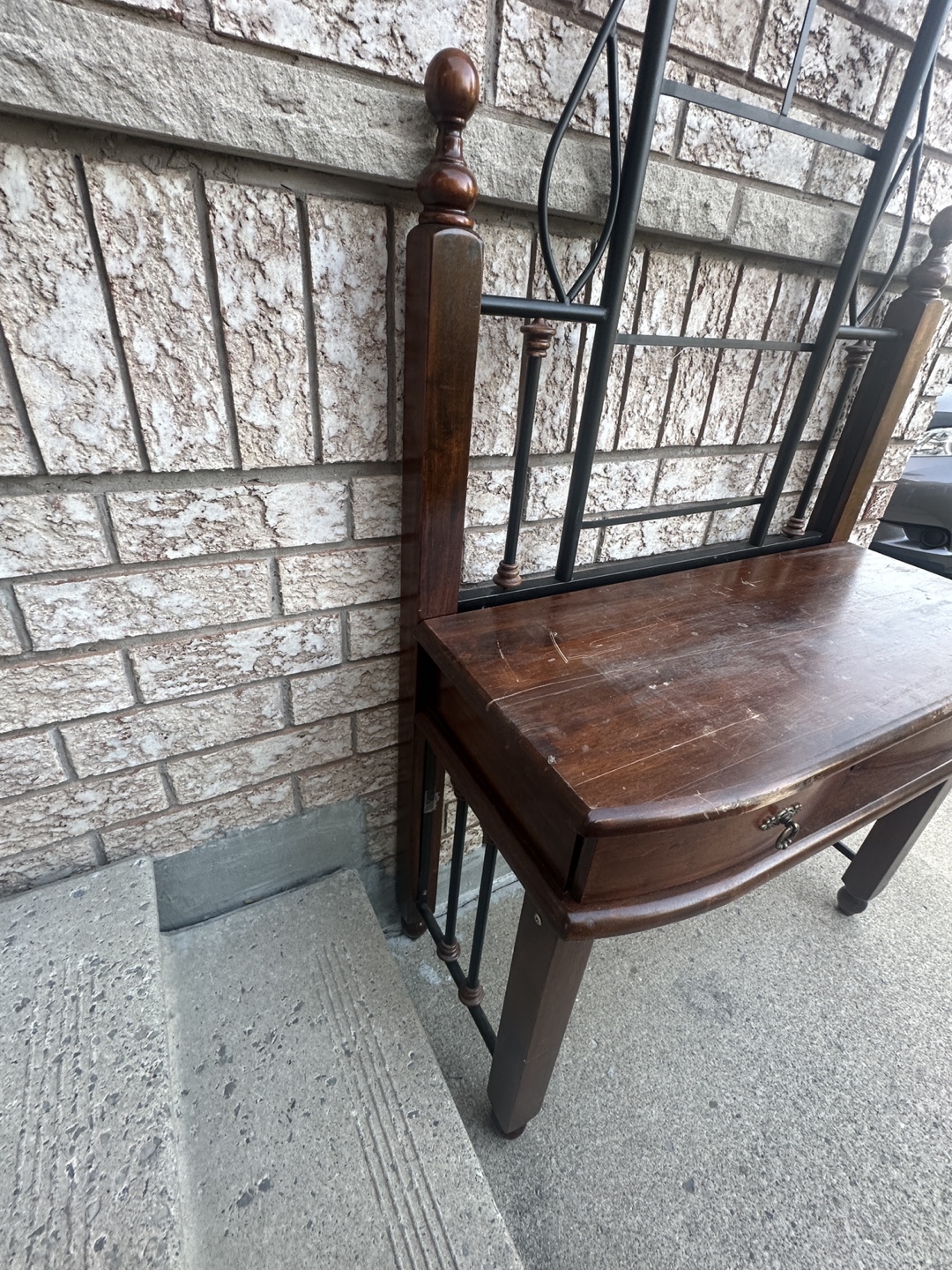 Vanity table,storage barn table,ikea entertainment cabinet - photo 4