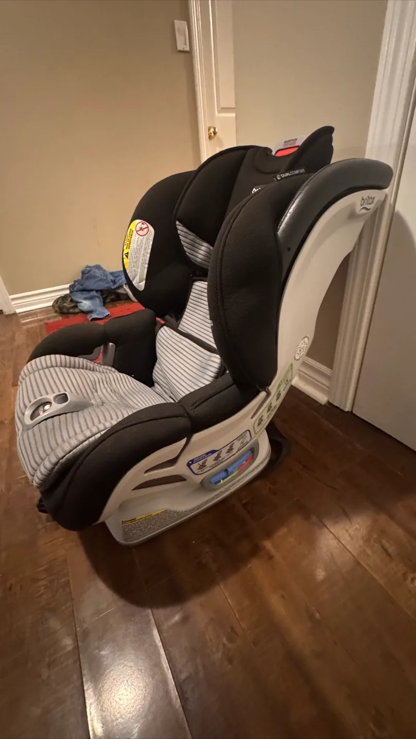 Britax Marathon SafeCell Car Seat image indicator(2)