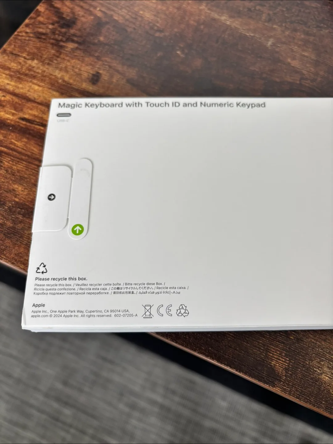 ⌨️ Apple Magic Keyboard w/ Touch ID & NUM Pad image indicator(2)