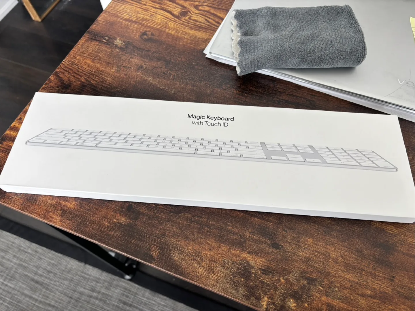 ⌨️ Apple Magic Keyboard w/ Touch ID & NUM Pad thumbnail