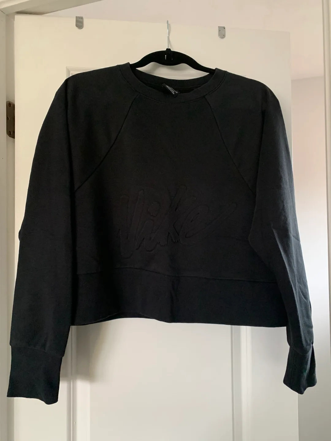 Women’s Nike Black Sweatshirt and Pants Set image indicator(3)