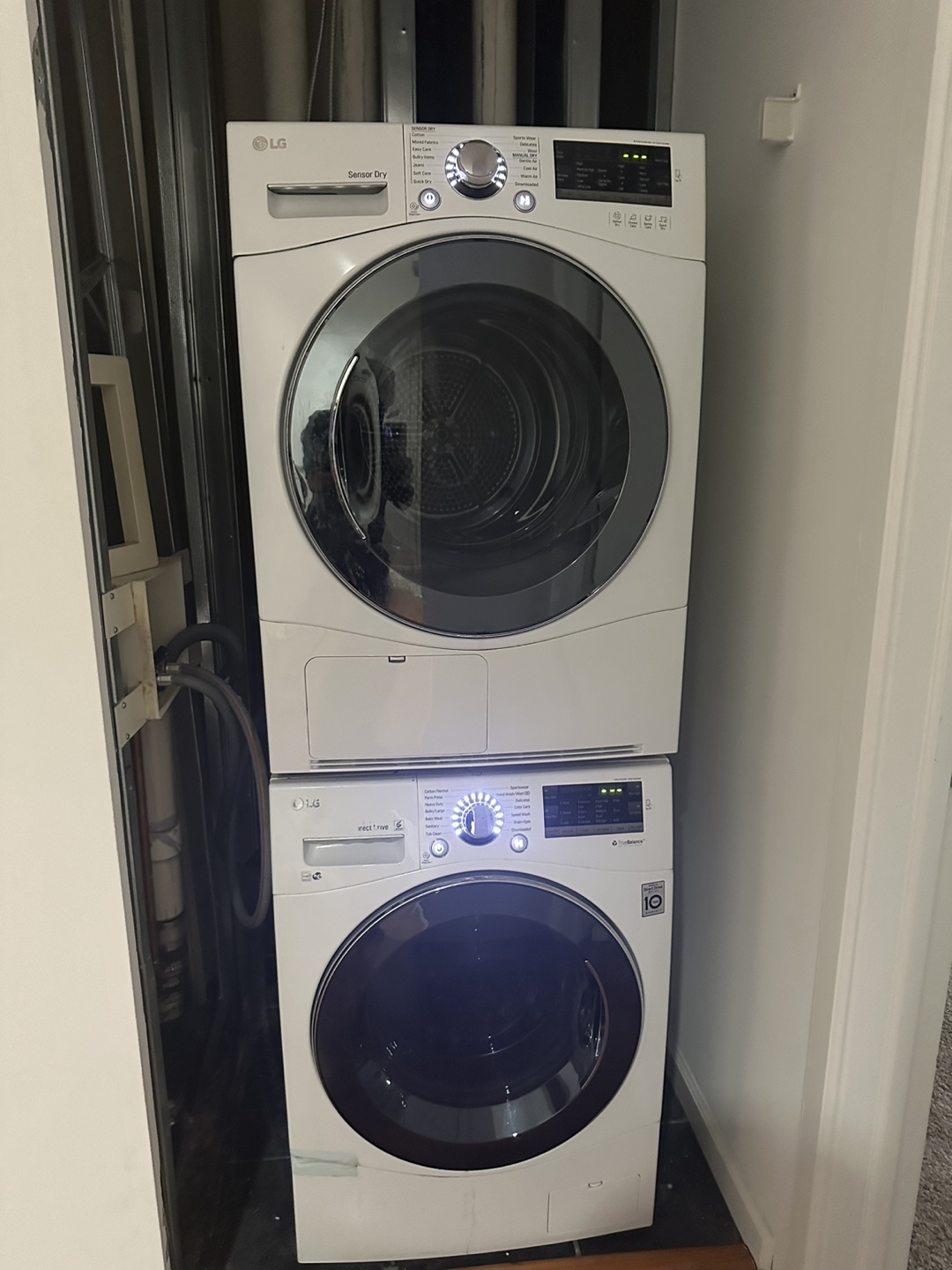 LG WashTower Laundry Center - Washer & Dryer - photo 2