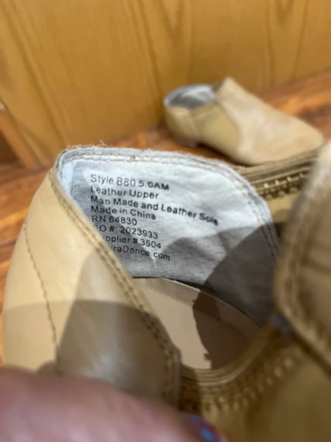 Balea Beige Leather Dance Shoes, Size 5.5 image indicator(2)