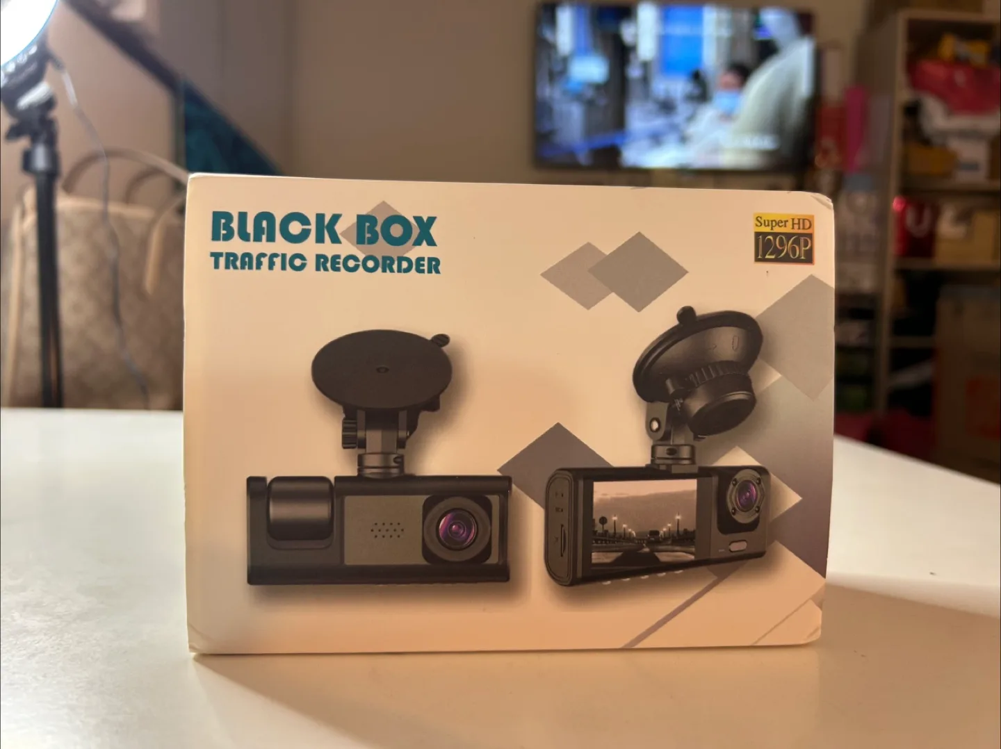 Black Box Traffic Recorder - Rearview Mirror Dash Cam thumbnail