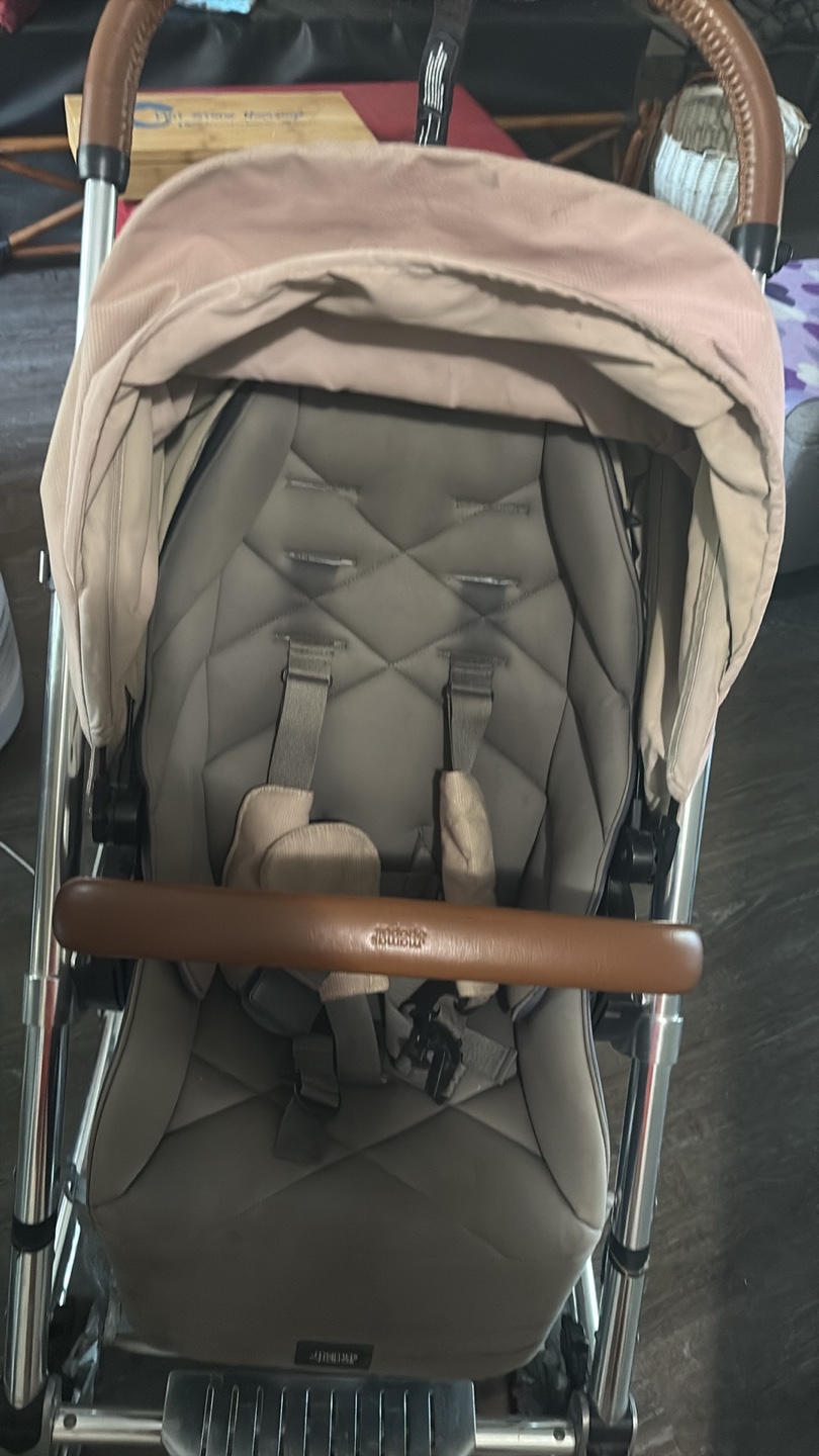 Used Mamas & Papas Stroller - photo 4