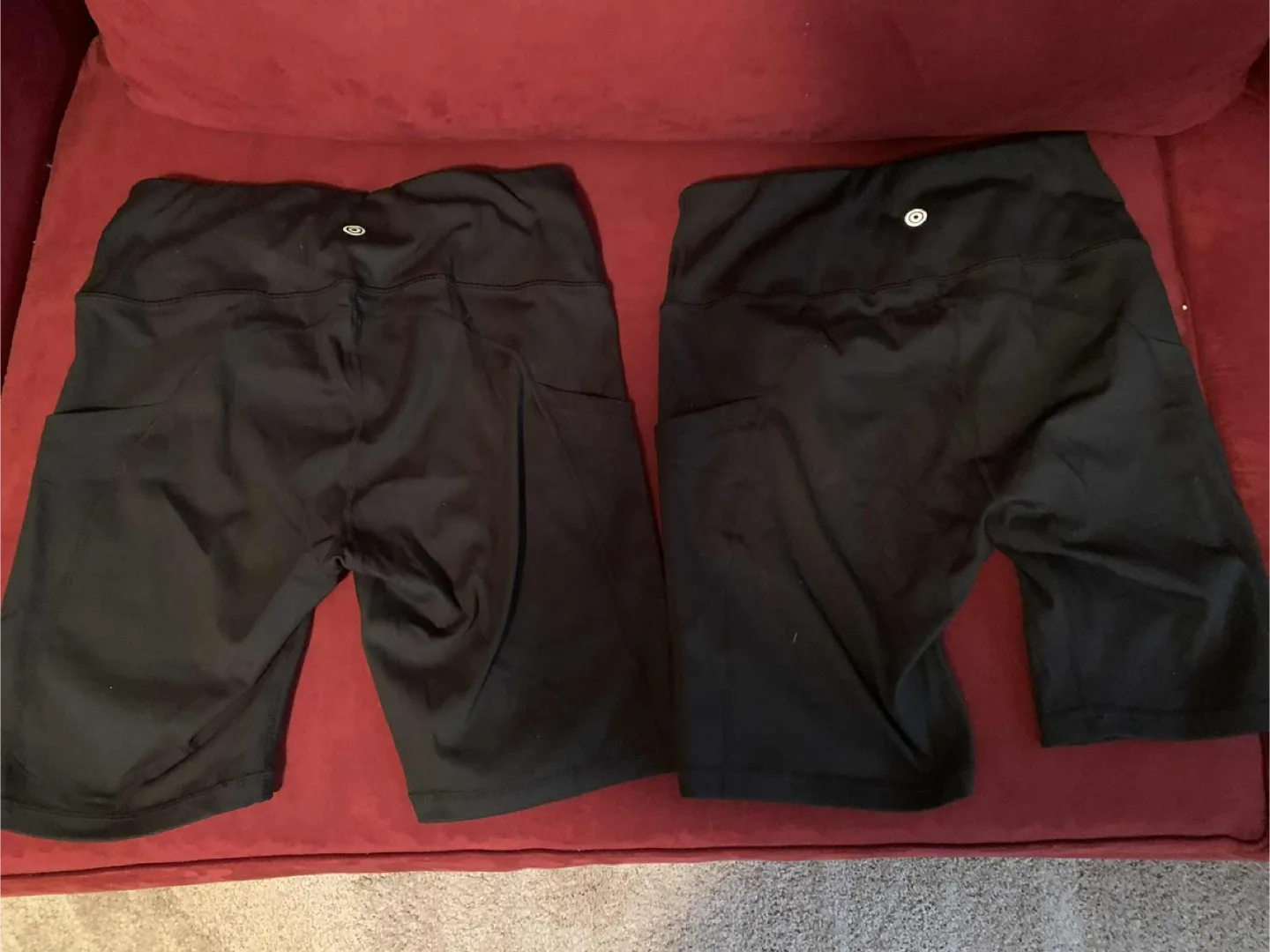 Brand new Cambivo black sports/yoga/biker shorts w/pockets image indicator(3)
