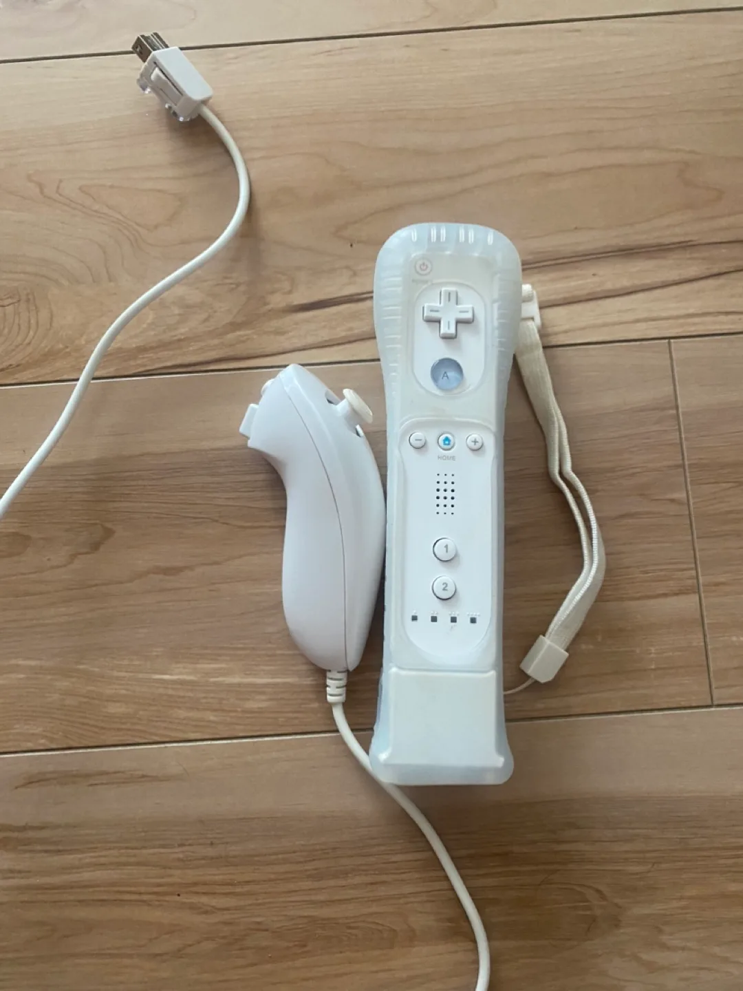 Nintendo Wii Remote and joystick 💚 thumbnail