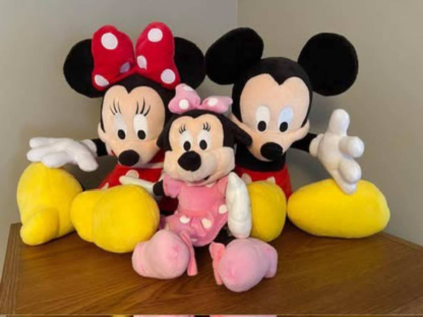 NEW ORIGINAL DISNEY MICKEY & MINNIE MOUSE FAMILY