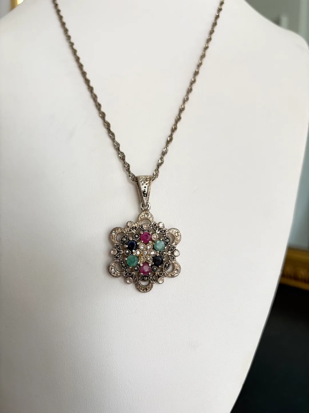 Necklace and Bracelet Set thumbnail