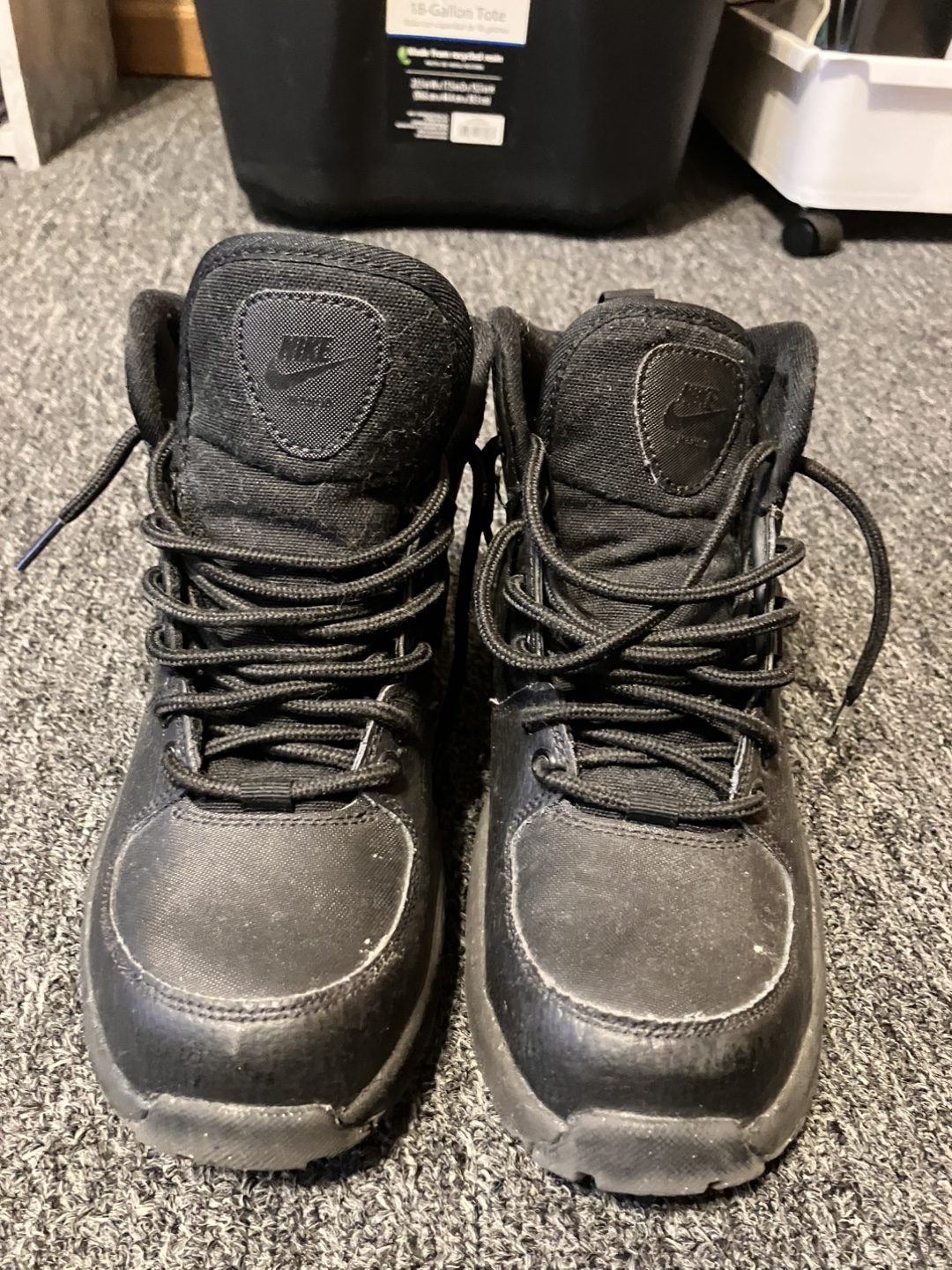 Nike Manoa Boots - Black - US 4Y