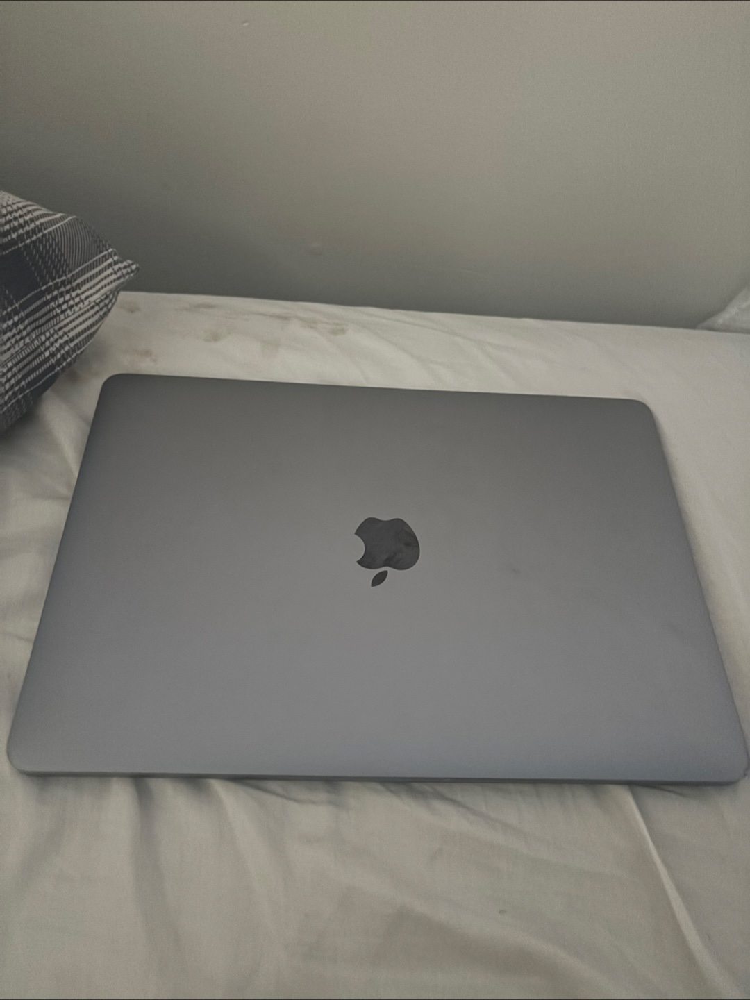 MacBook Pro - photo 4