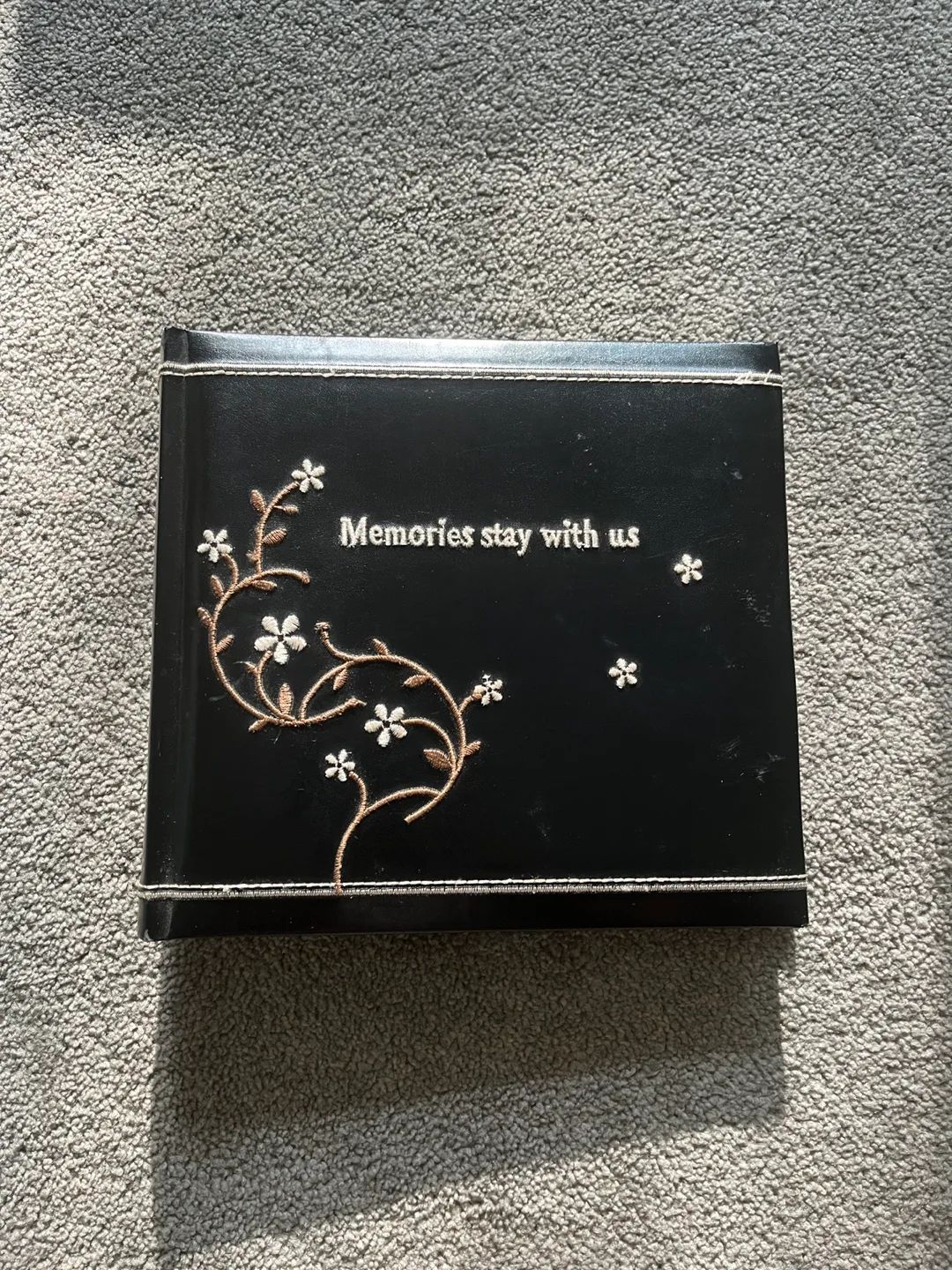 Photo Album - Memories Stay With Us