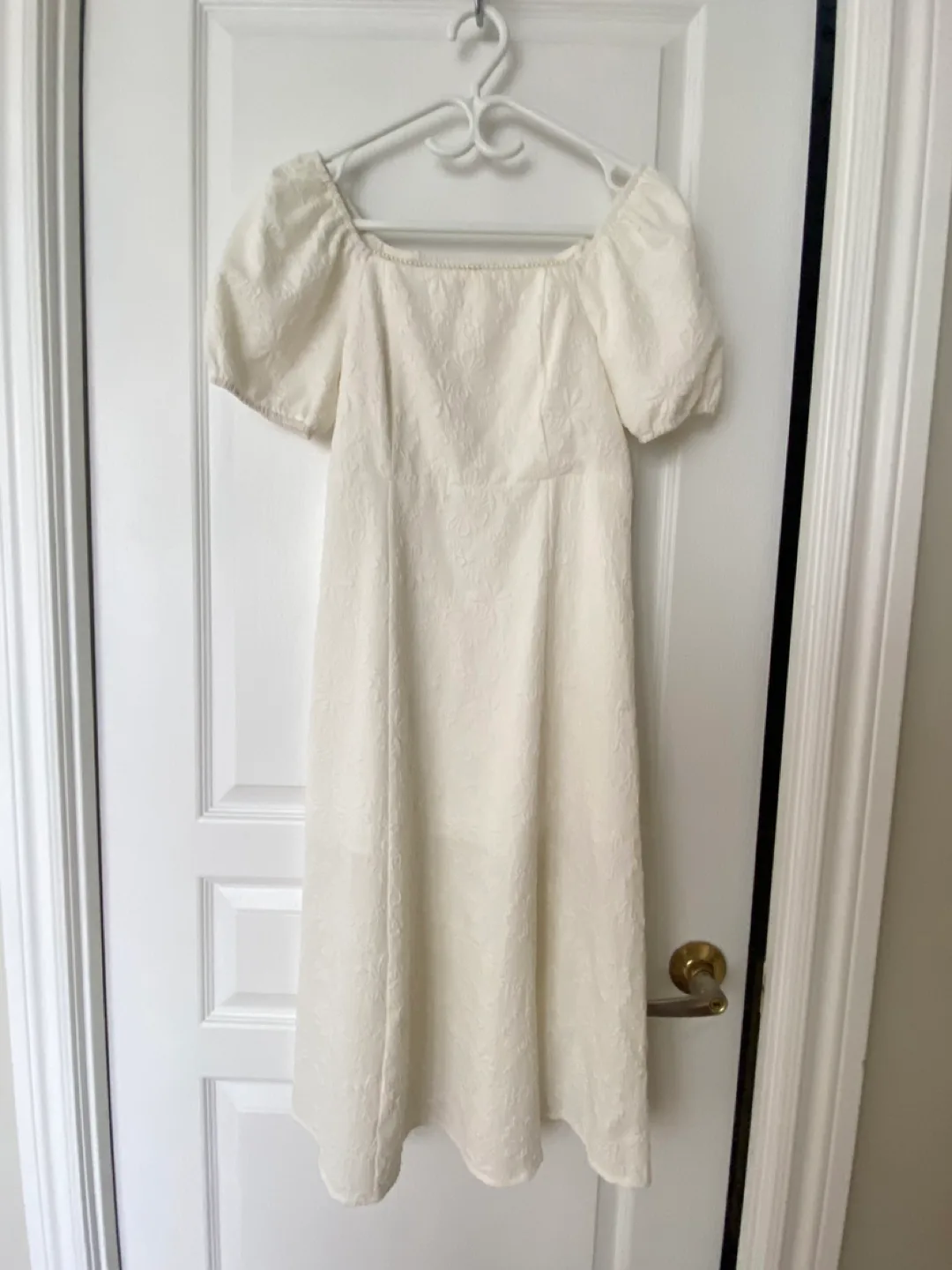 White Floral Pattern Dress thumbnail
