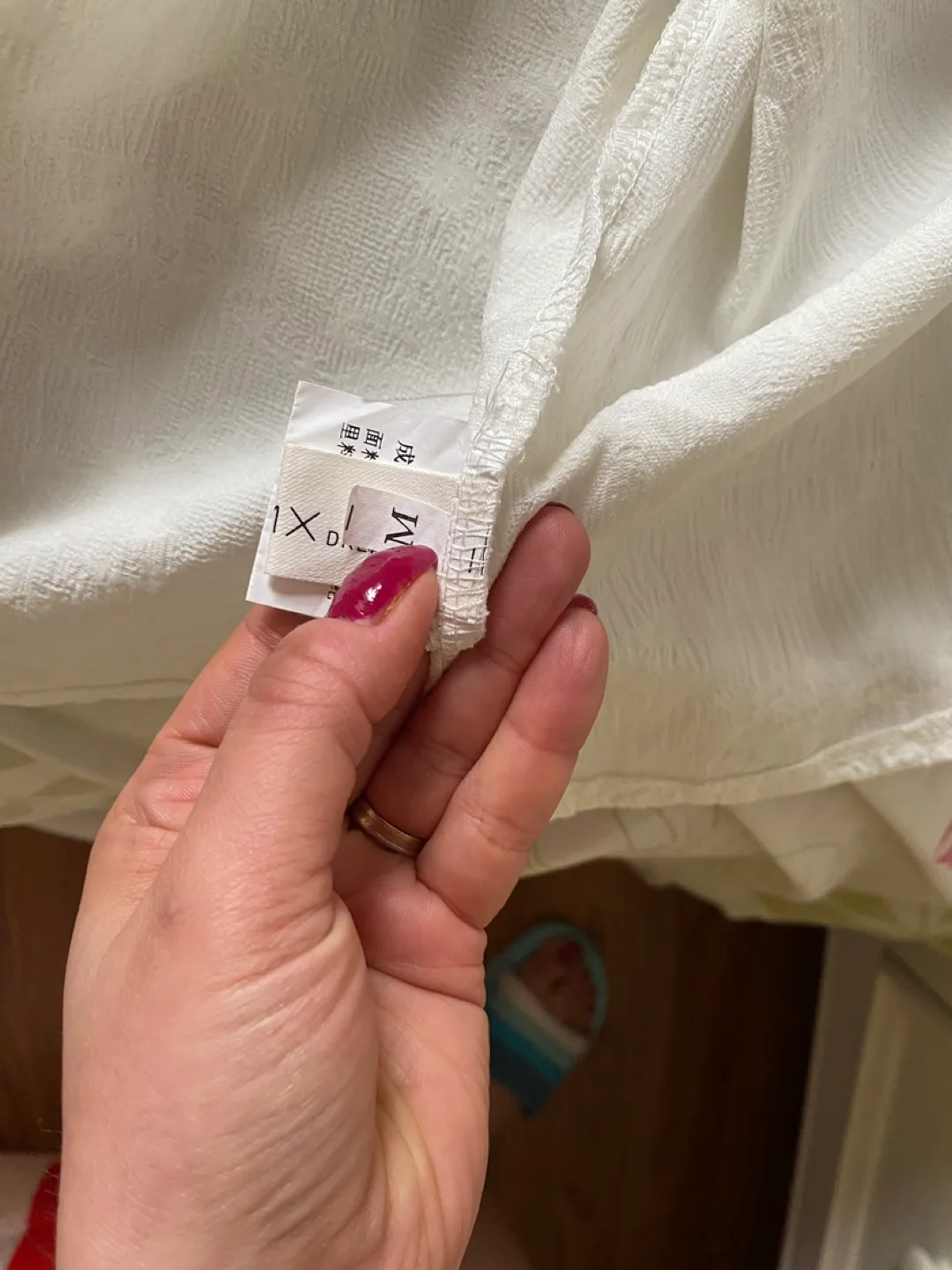 White Floral Pattern Dress image indicator(7)